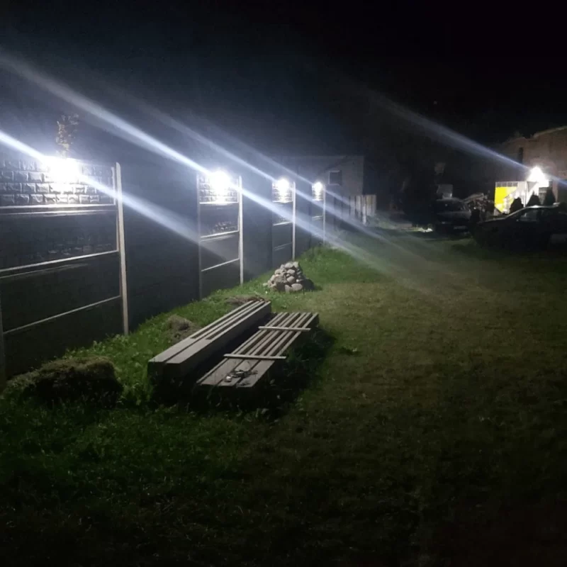 lampa solarna z czujnikiem ruchu zimowa mocna